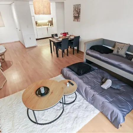 Au Centre Lägenhet *